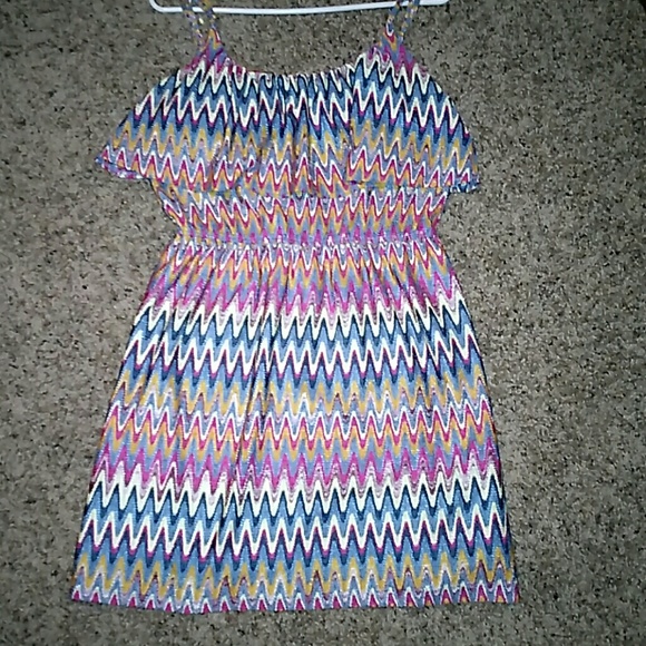 Dress - Picture 1 of 4